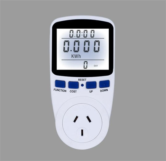 3680W 16A UK Plug LCD Displayed Power Energy Meter