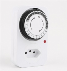 Mechanical timer socket BR plug